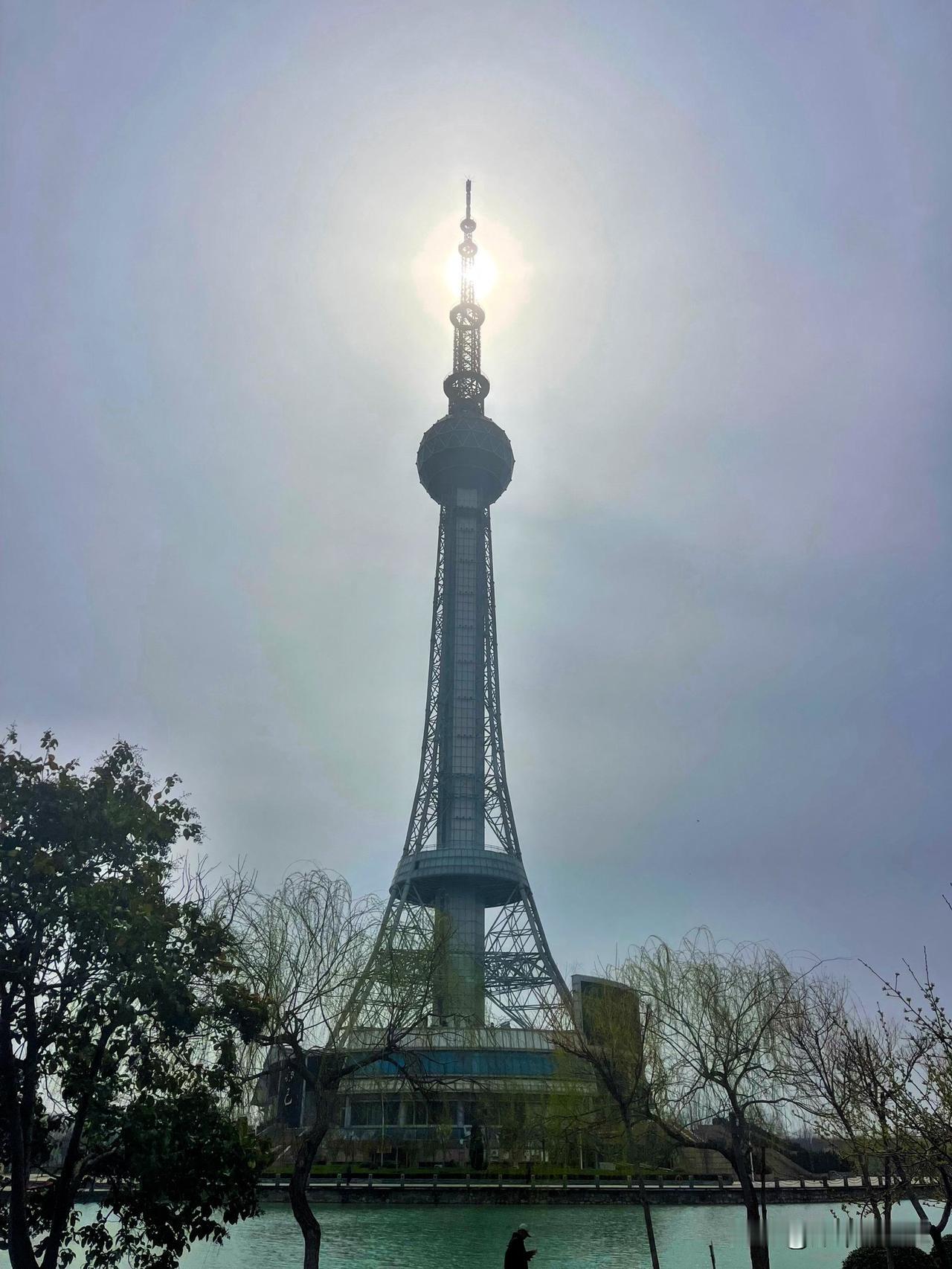 记录我的2026春游焦作龙源湖公园，2007年1月15日建成并对外免费开放，总占