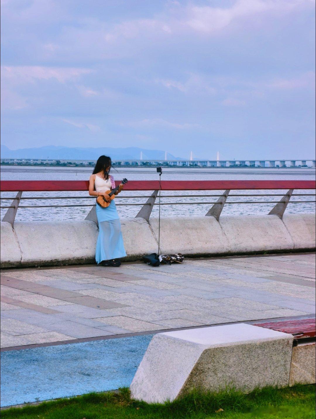 珠三角发展纵横观察录 蔚风和畅，金湾骑迹🚲     五一这天气🌞在下午的海风