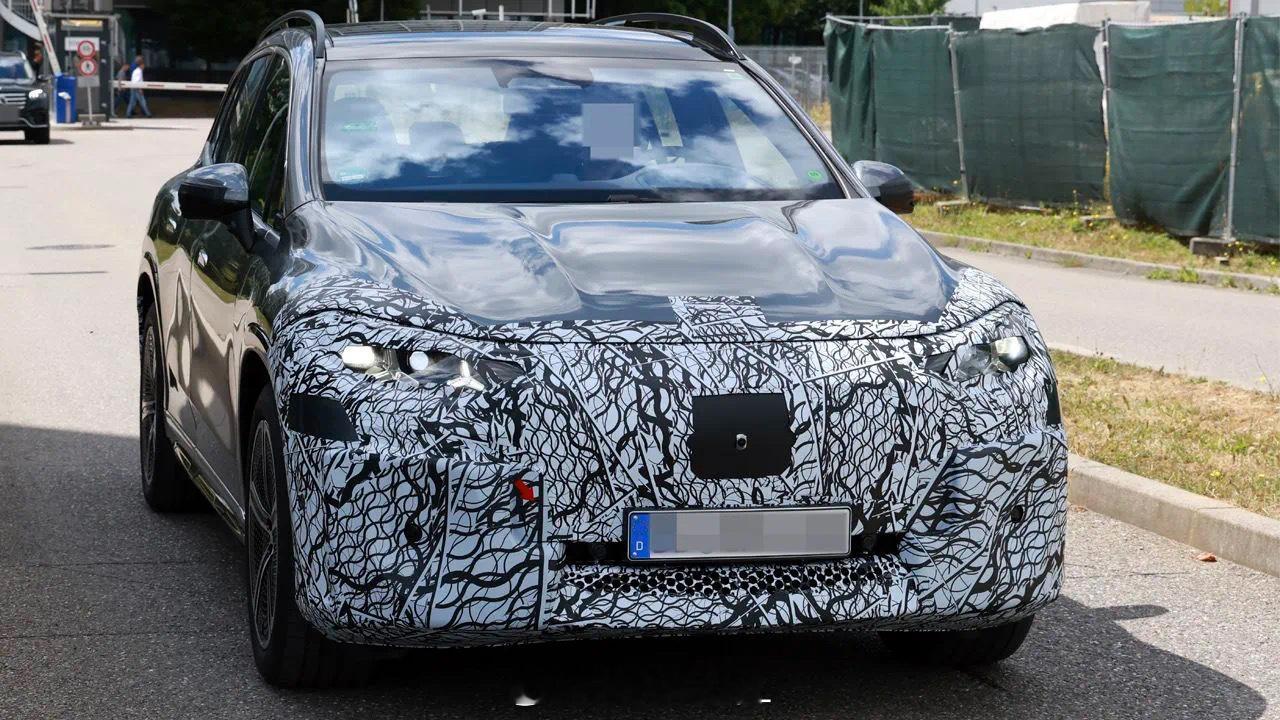 新能源汽车 奔驰 EQS SUV 中期改款！2022年4月份，奔驰发布了EQS 