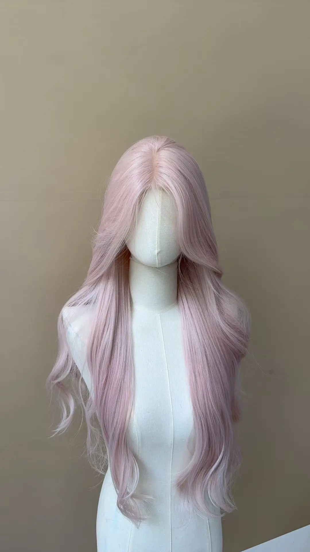 粉金亚裔，72厘米大卷，美疯了这个发色。