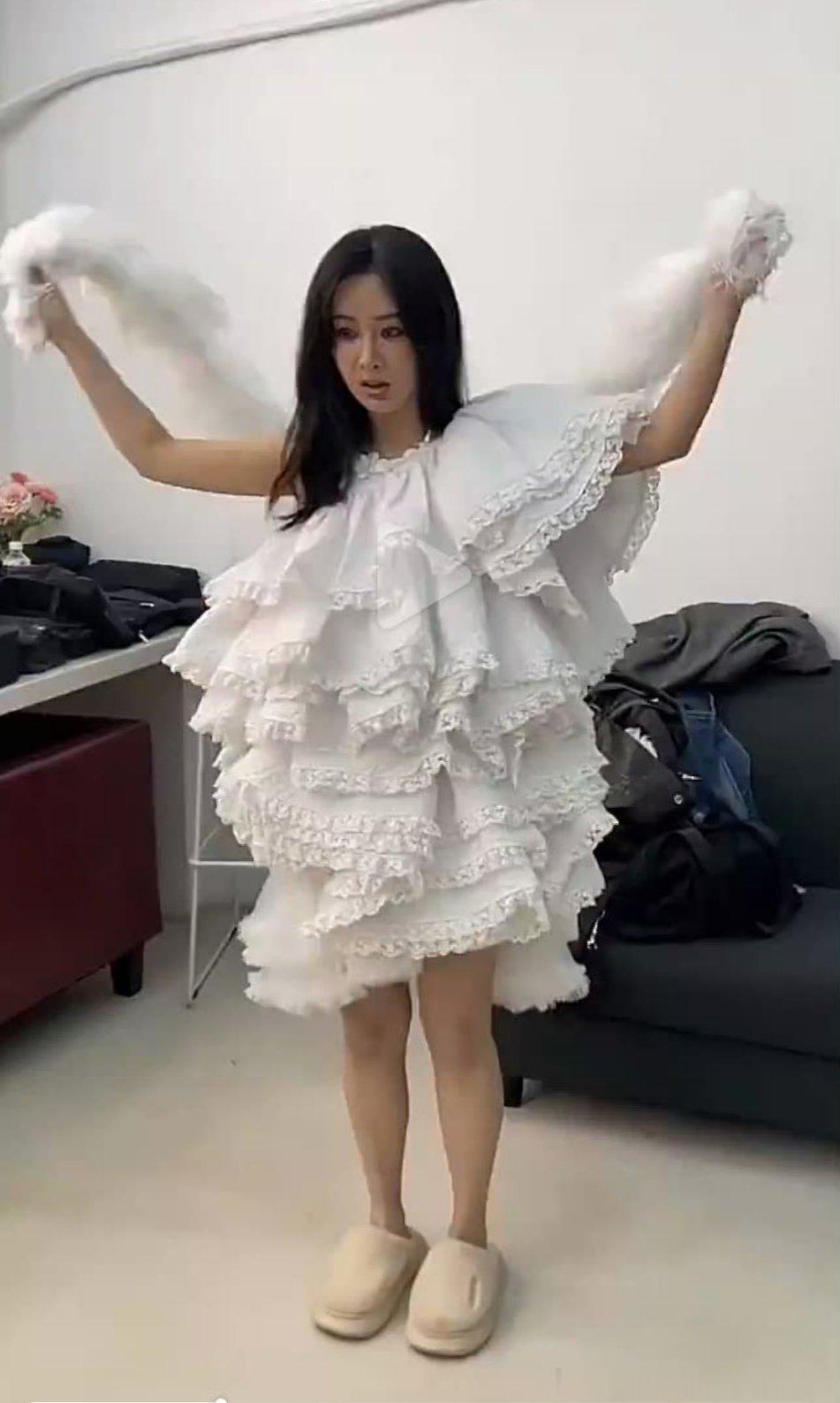 落入凡间的天使👼 