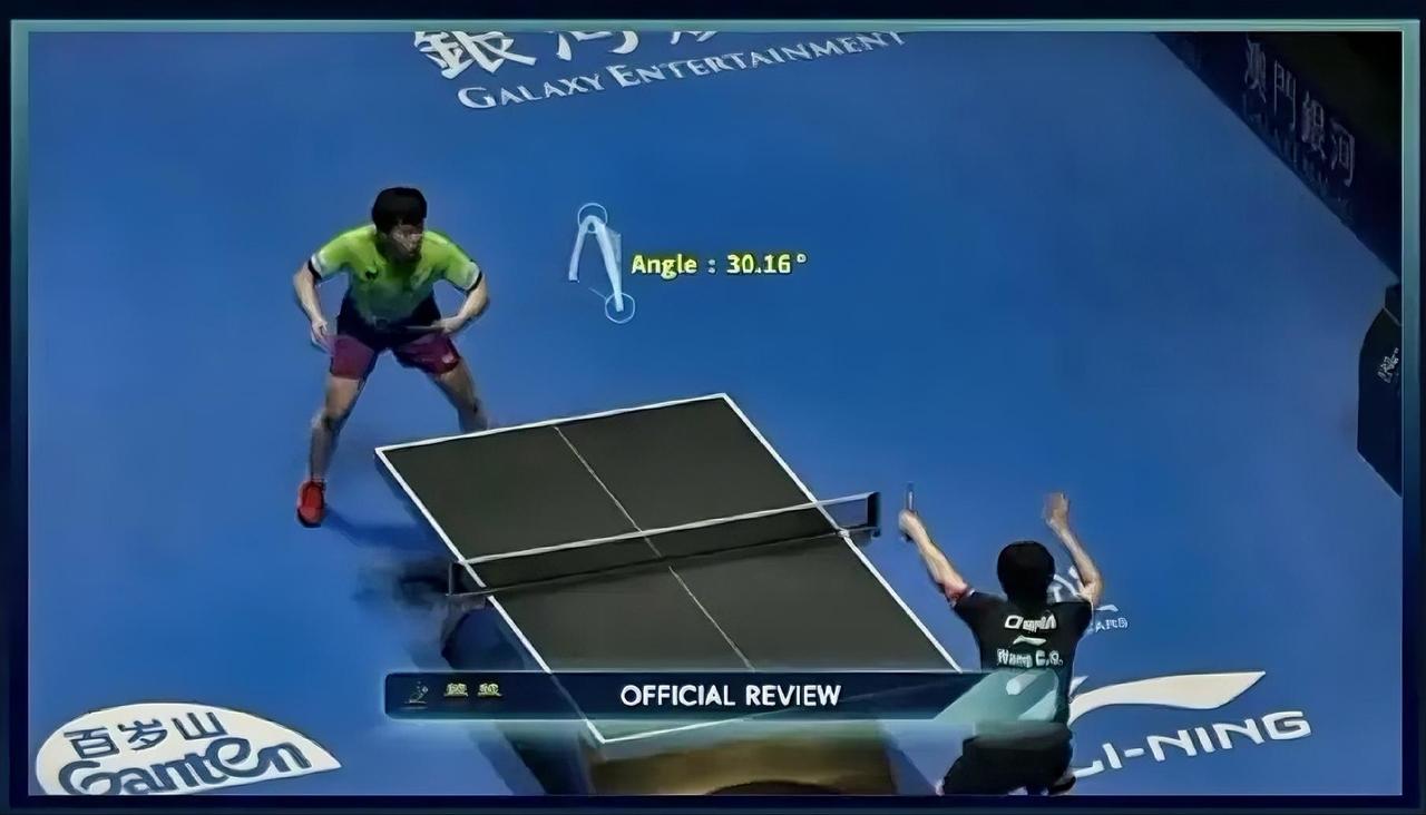 松岛辉空挑战回抛失败！30.16°！！
这个德国裁判太牛了
松岛辉空都佩服的笑了