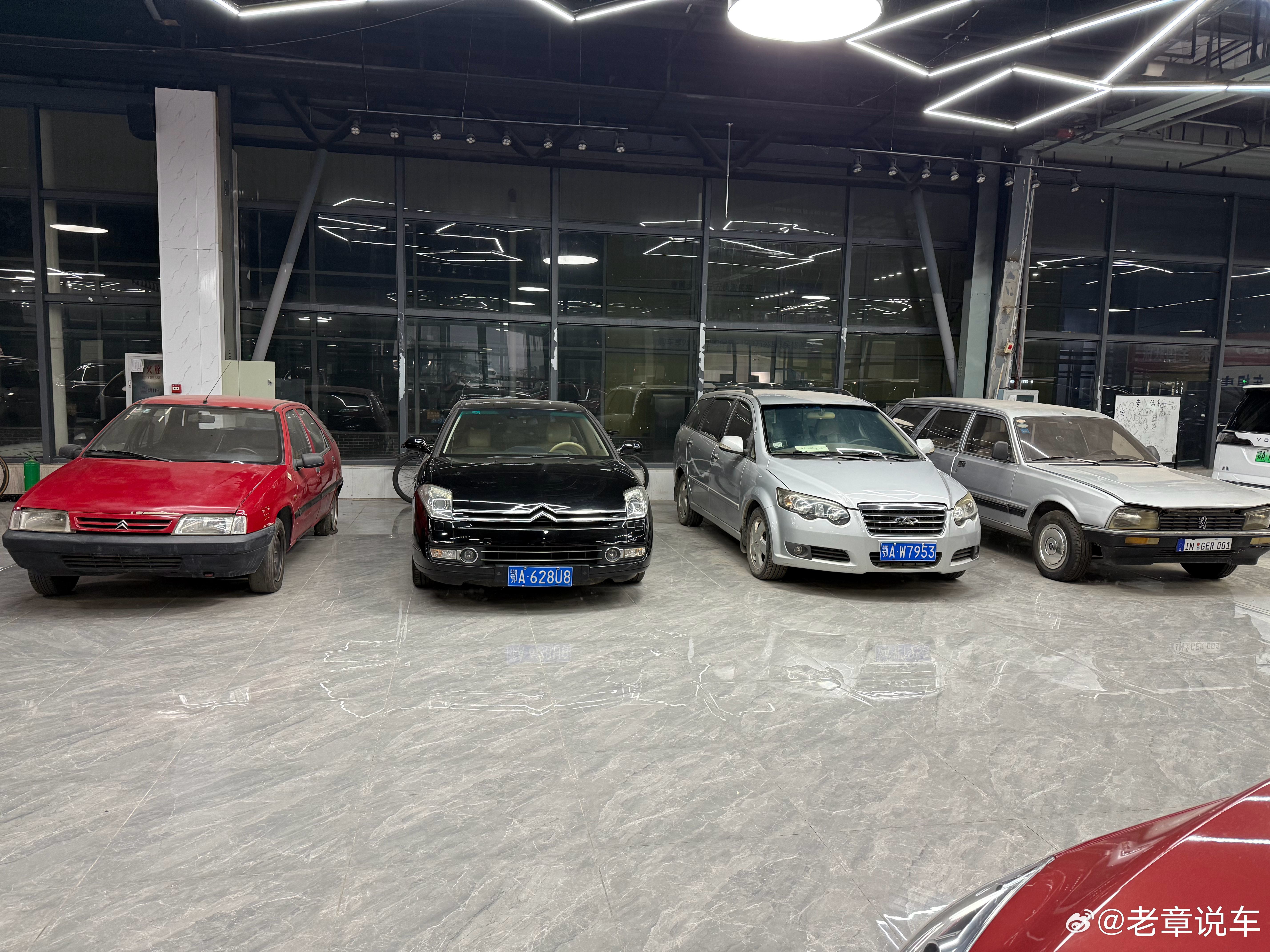 这家老板有病，全是冷门冷门车法系车 ​​​