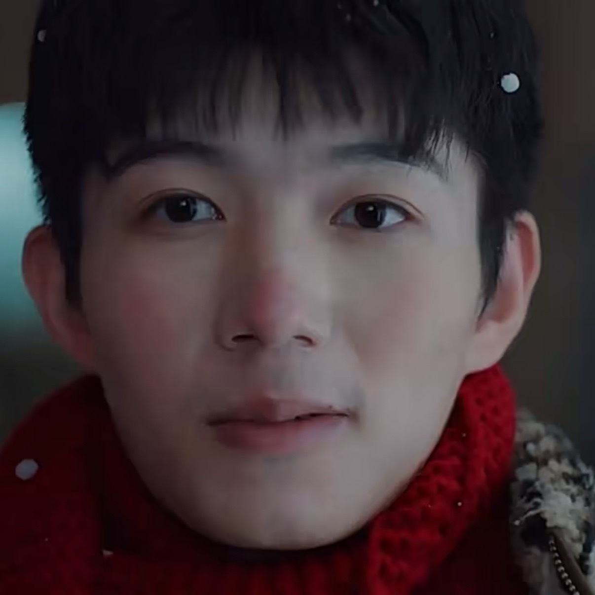 一个眼睛盯岗 一个眼睛放哨 