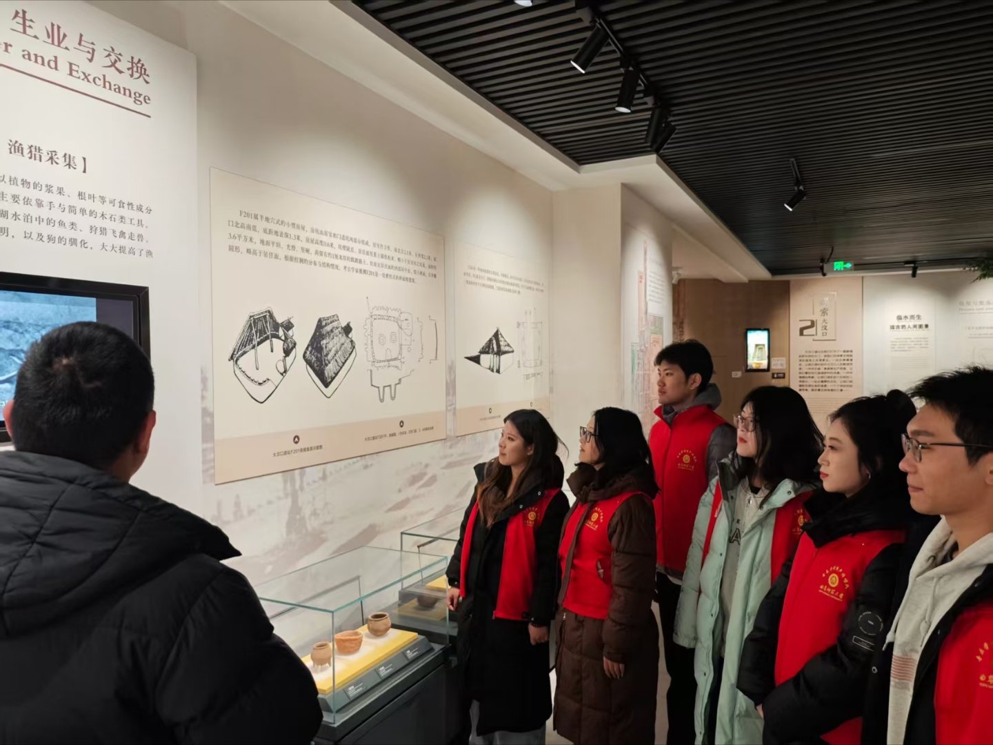 秦岭笑谈 为广泛弘扬保护黄河生态，绿色环境发展，曲阜师范大学音乐学院“童声颂黄河