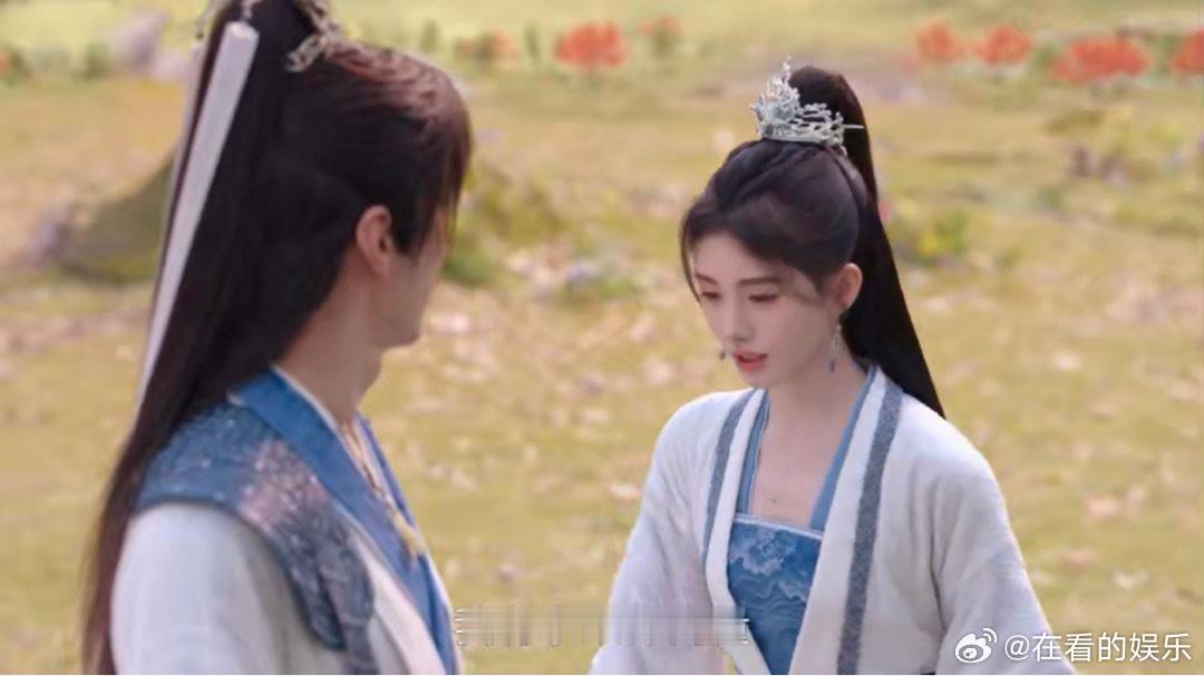 #心里排最上面的人叫心上人##云天河表白韩菱纱# 尽管韩菱纱当时在听道的时候也是