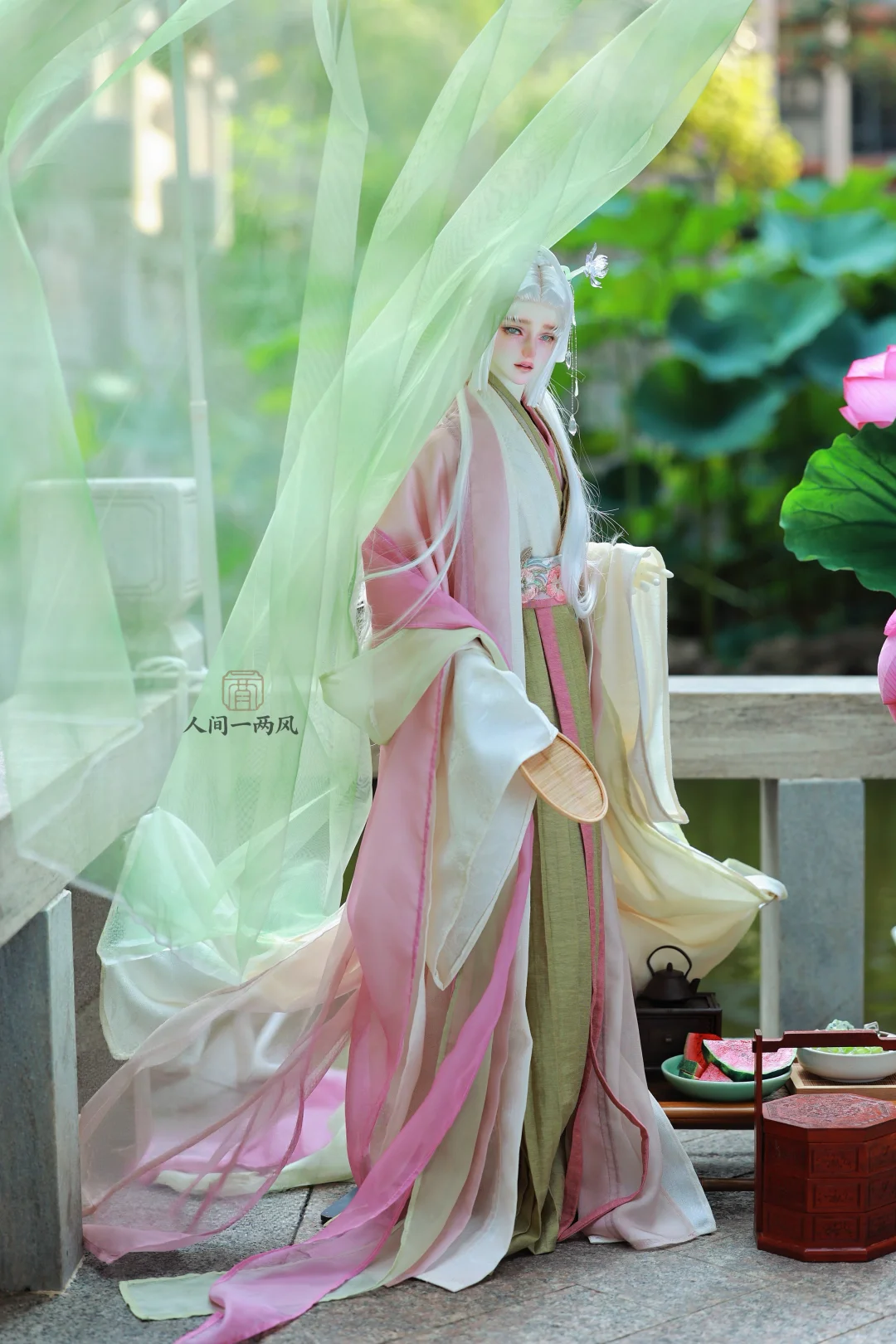 风—卷—帘—动—