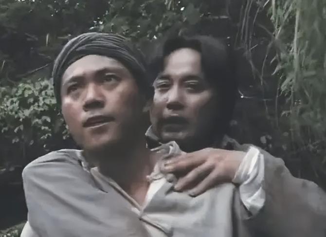 1929年的一个山村中，一名农民在绝境中冒死下毛主席，毛主席给这名农民留下了一个