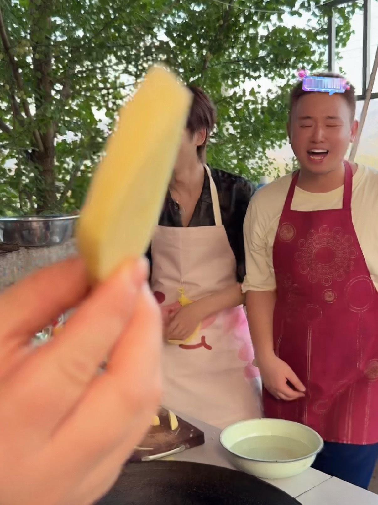 其实是薯饼 