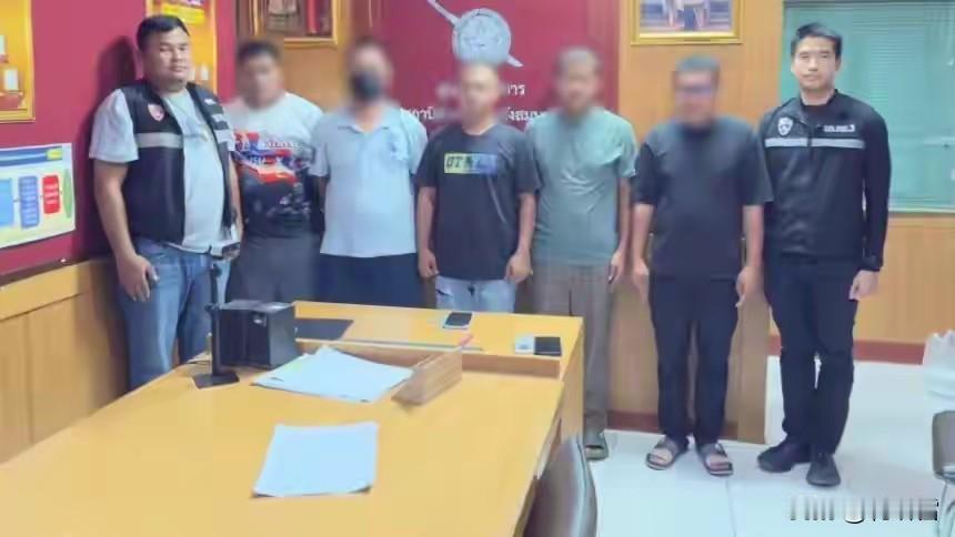 快讯: 泰国4名警察涉嫌绑架勒索5名中国公民被捕，案件告破。阿努廷还有什么好说的