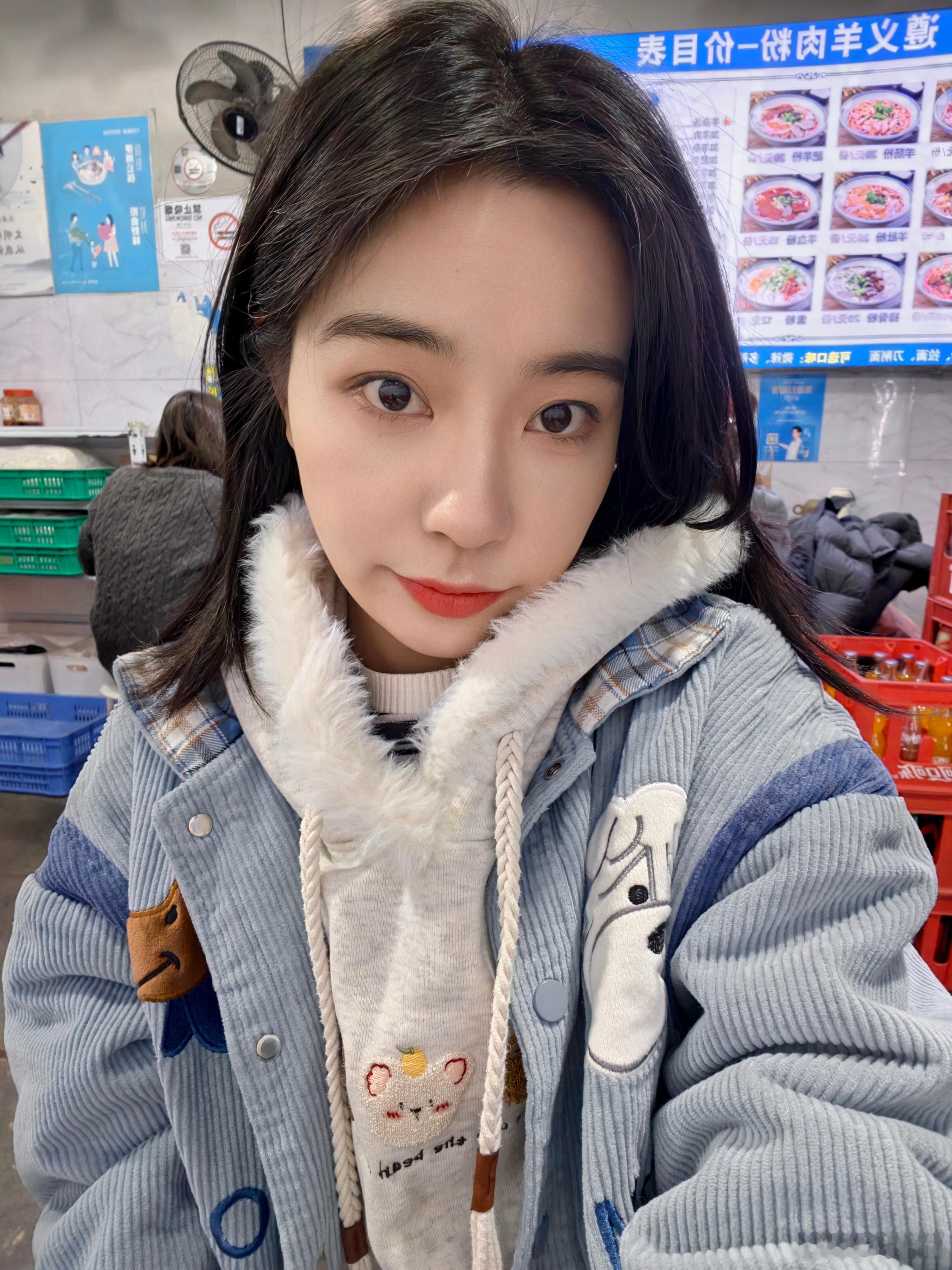 长期熬夜后身体释放的5个求救信号要是晚上有早上那么困就好了最近的我：作息乱乱的意