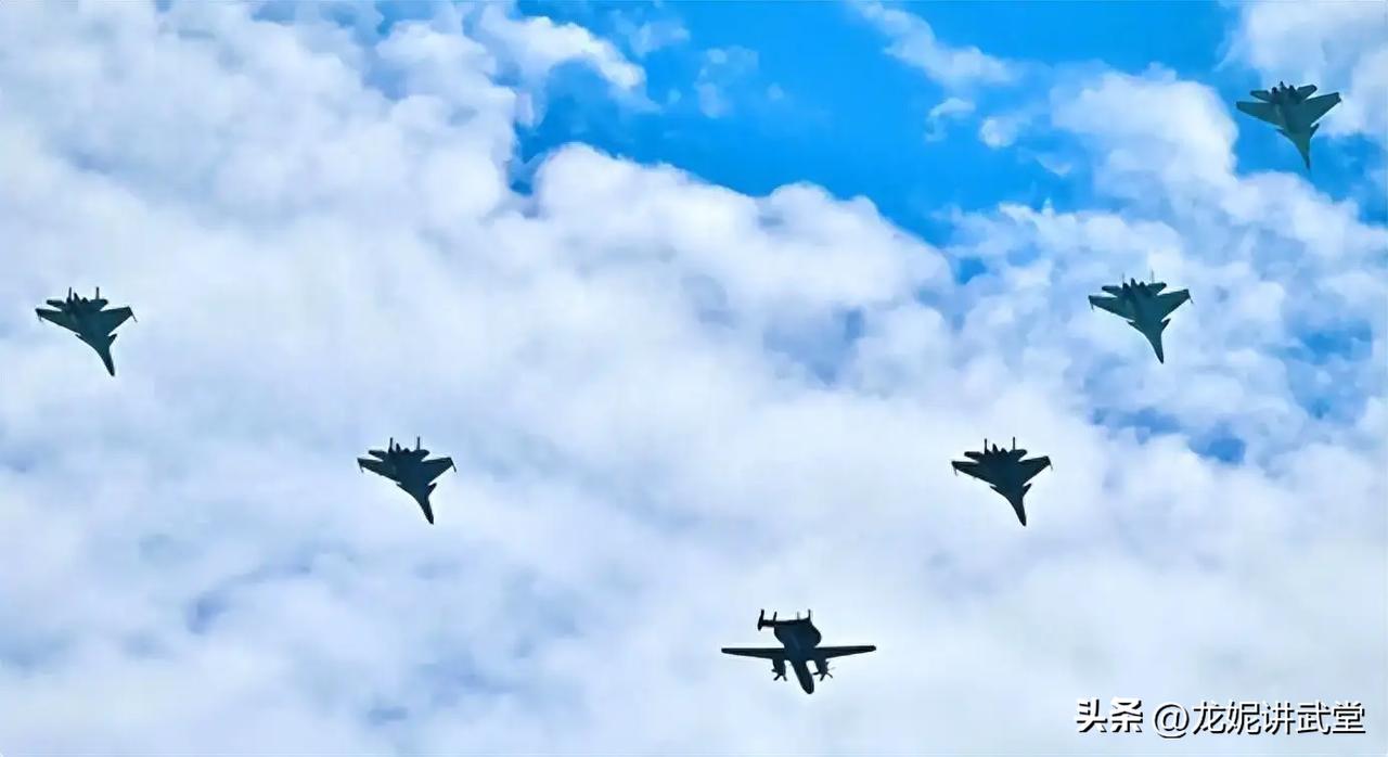今年9.3阅兵亮相的新装备  空警600或首次公开亮相
长期以来，我国航母海军远