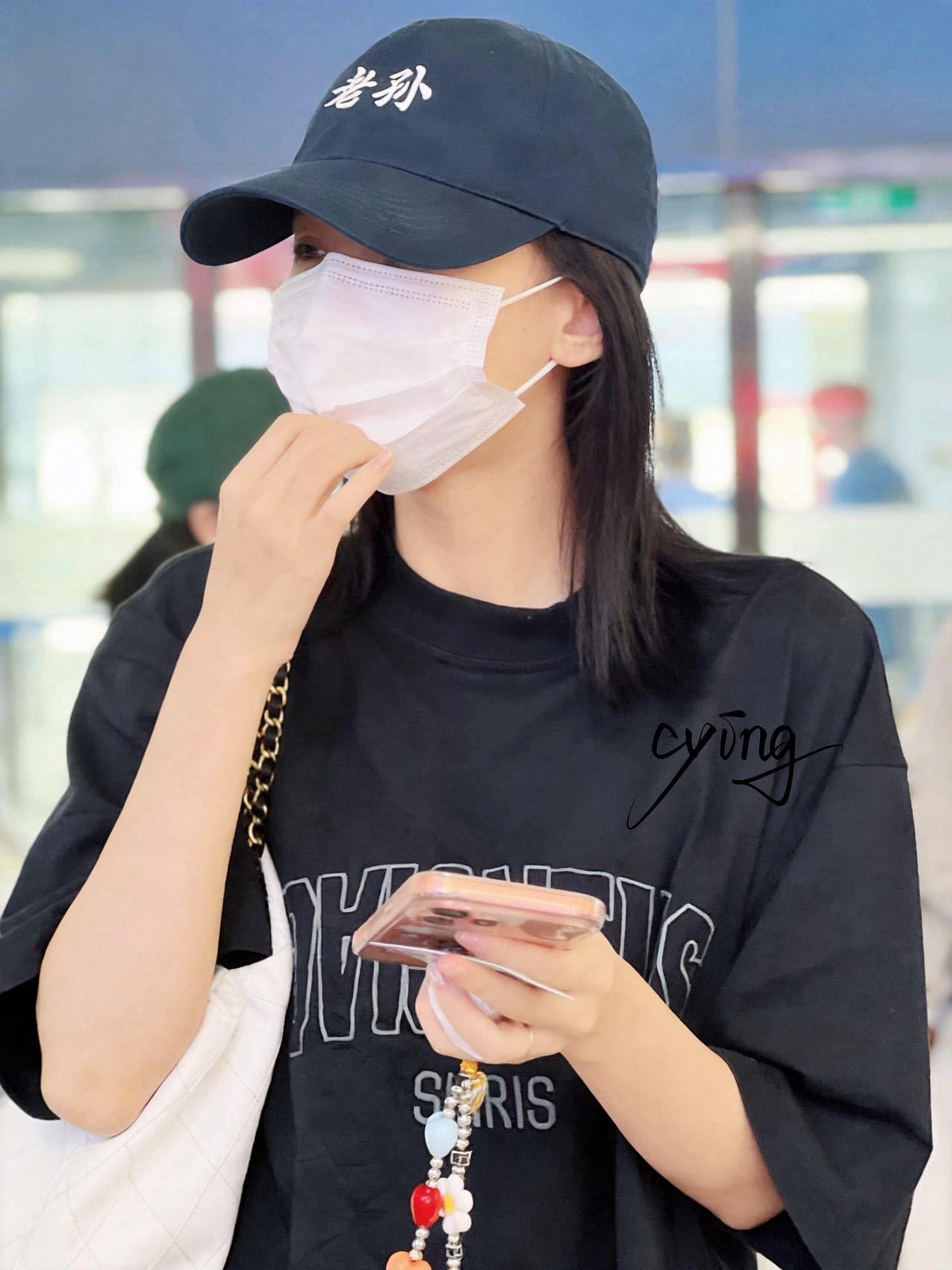 孙怡到底买了多少顶老孙帽 这帽子是有什么魔法吗？孙怡戴一次我就种草一次，但看看自