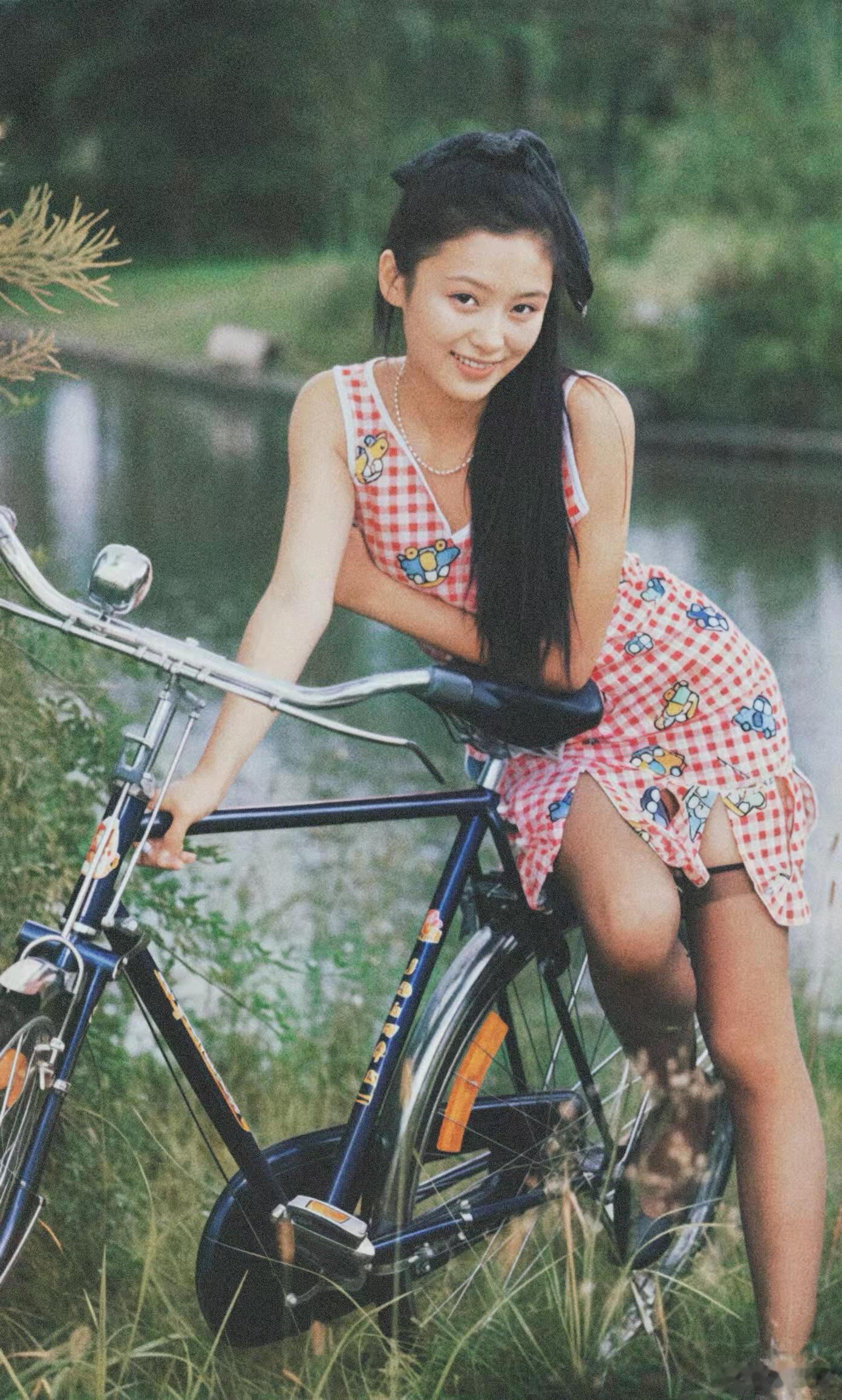 陈红年轻时的样子！ ​​​
