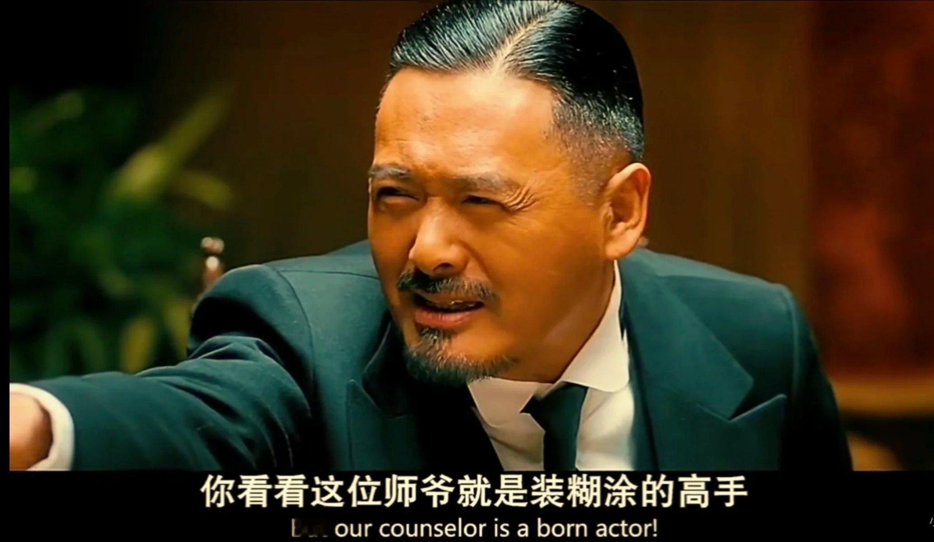 为什么只劝阻就可以让自己站在绝对的道德制高点上，还要有泼水/泼饮料这种行为呢？答