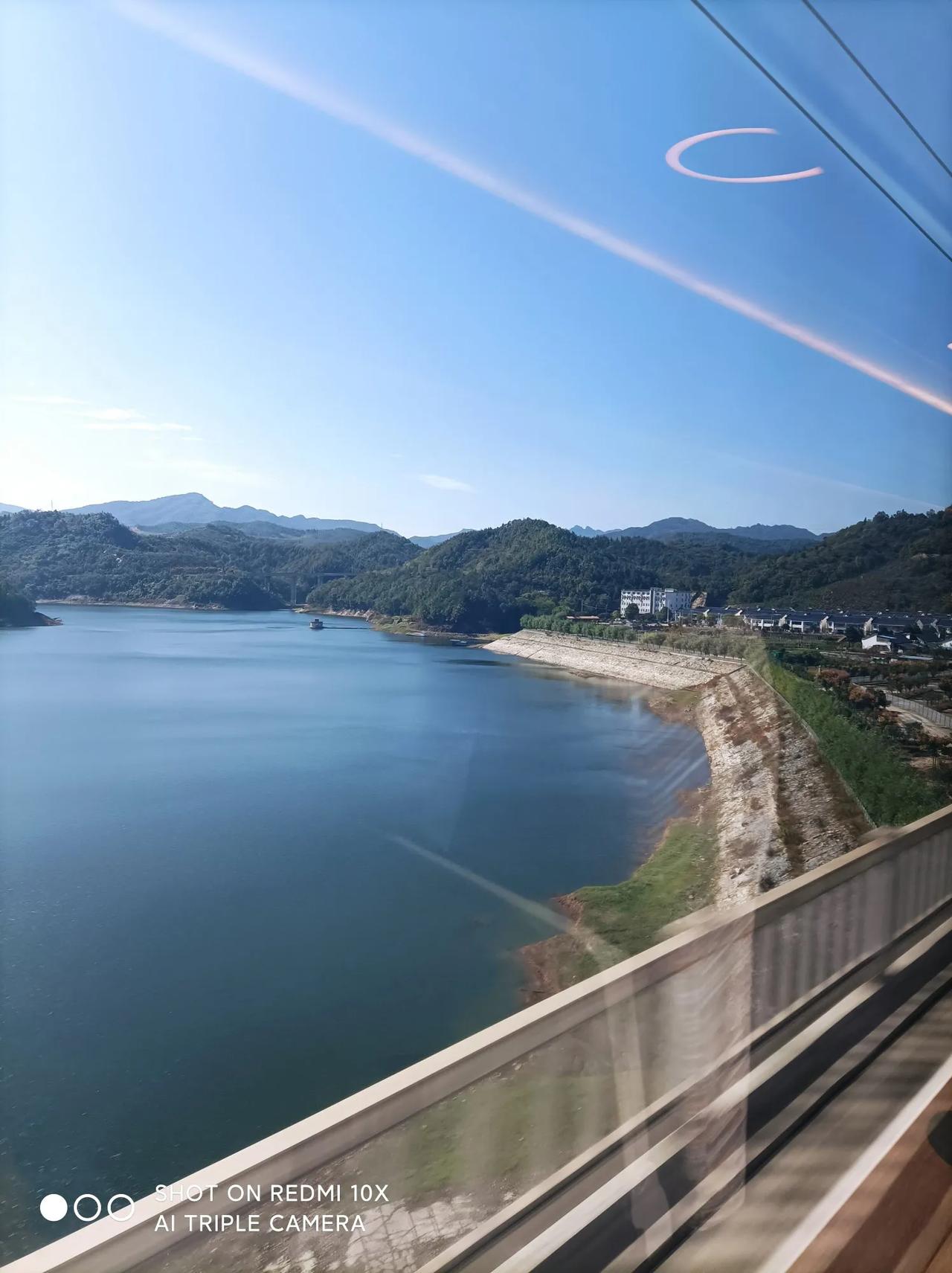 湖北丹江的“二双