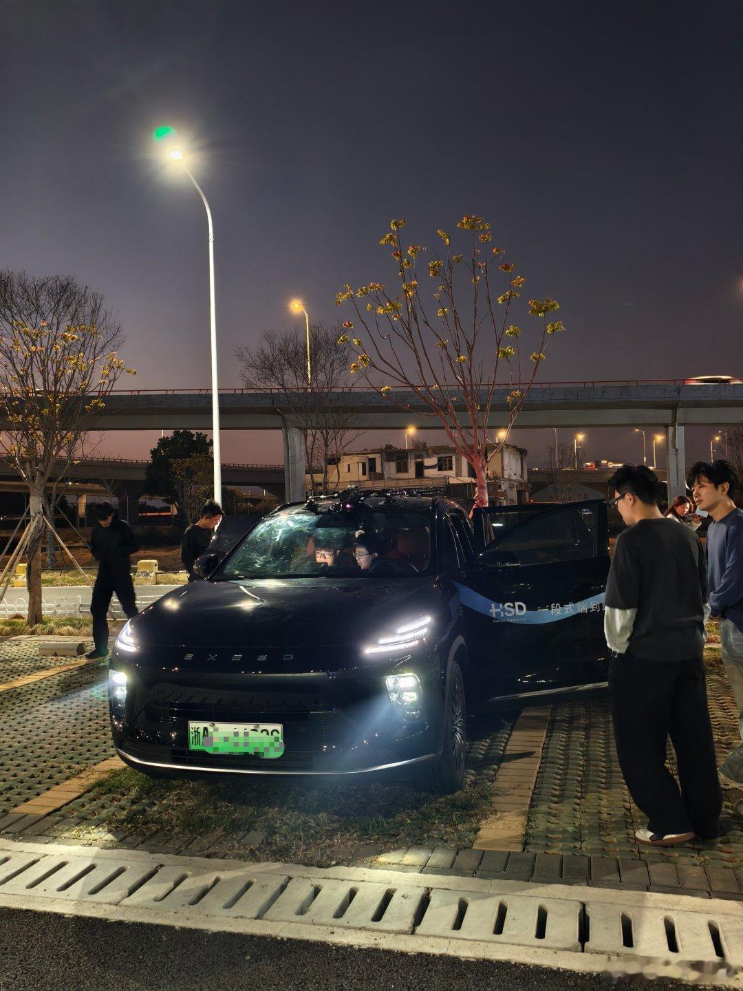 一会儿和用地平线的新版本，感受一下汕头的晚高峰，听说是地狱难度