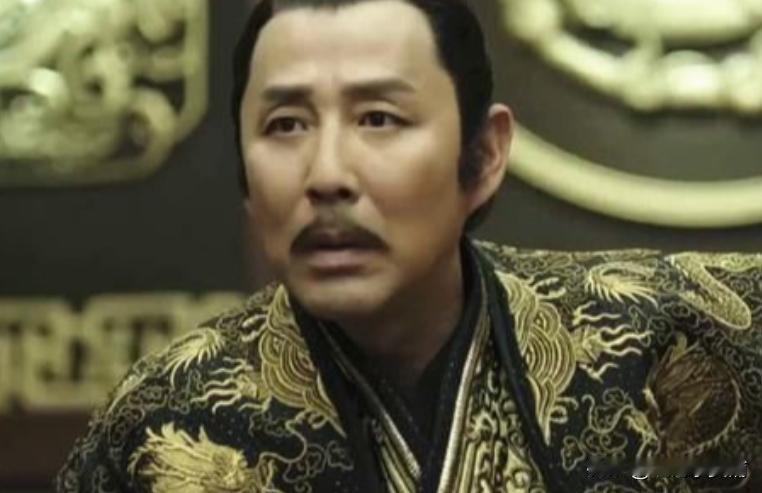 权力导致腐败，绝对的权力导致绝对的腐败。叶轻眉妄想通过统治阶级推翻统治阶级，以实