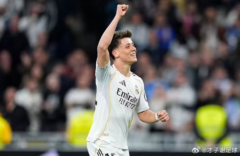 在今天凌晨进行的西甲第28轮皇马主场4-1大胜埃尔切的比赛中，皇马球员居菜尔打入