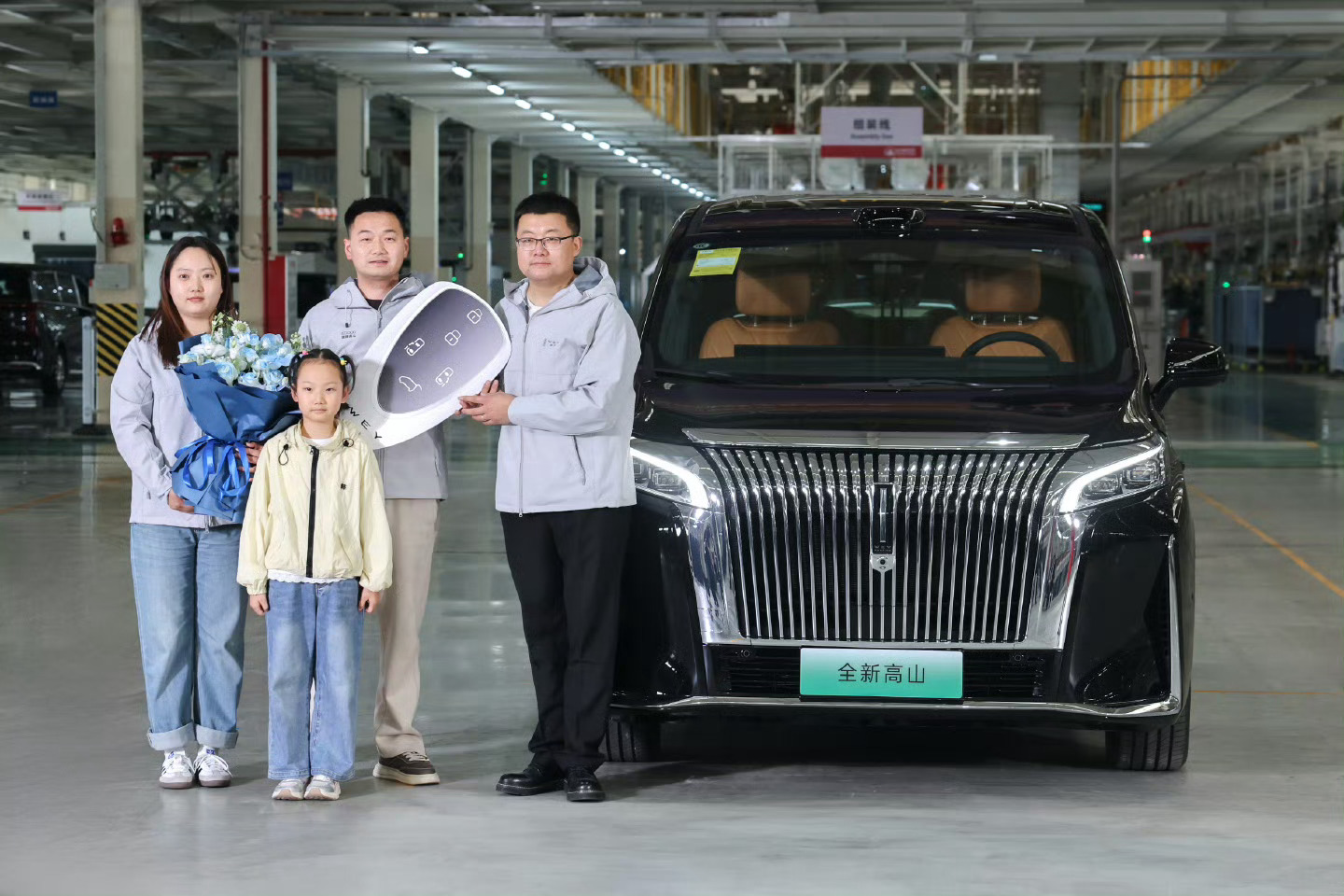 魏牌高山100000台下线长城汽车魏牌高山10万辆下线10万台高山10万种幸福