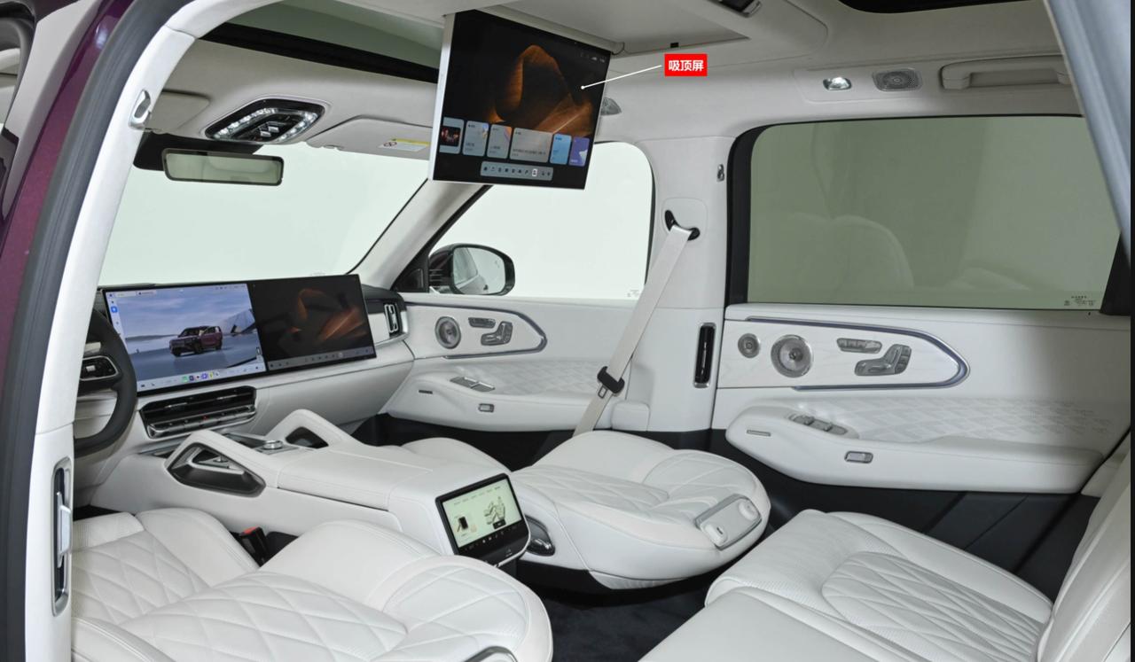 极氪8X内饰解读：是卡宴设计语言复刻？本期带来新鲜出炉的极氪8X，内饰已全面亮相