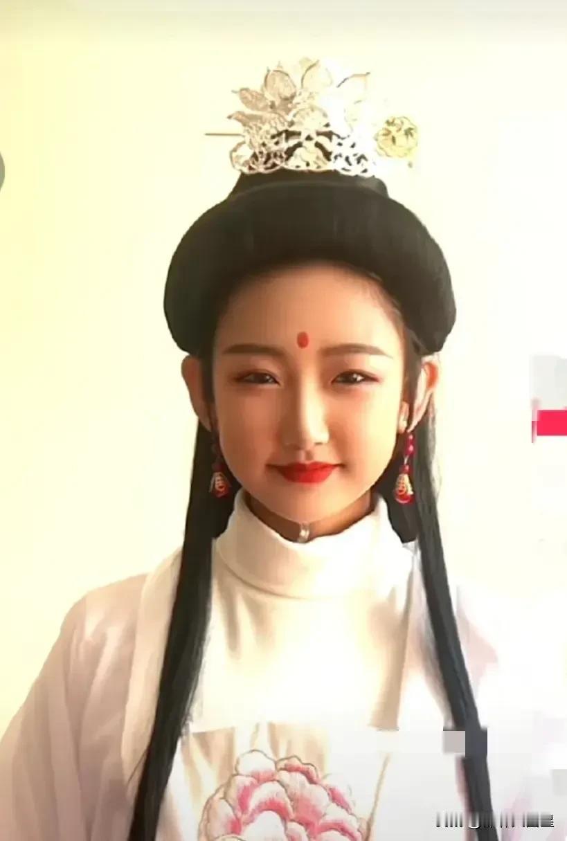 邯郸丛中花会小观音因国泰民安脸火了！

这是邯郸人的骄傲，这是国人的期盼。大家快