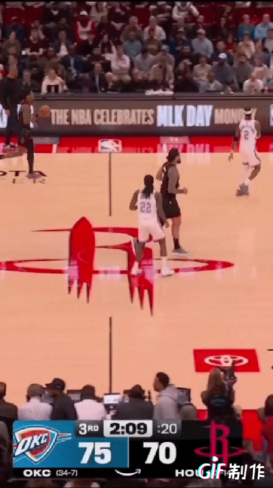 ▲打不过SGA就厚乳他，MVP厚乳MVP，很合理吧休斯顿火箭