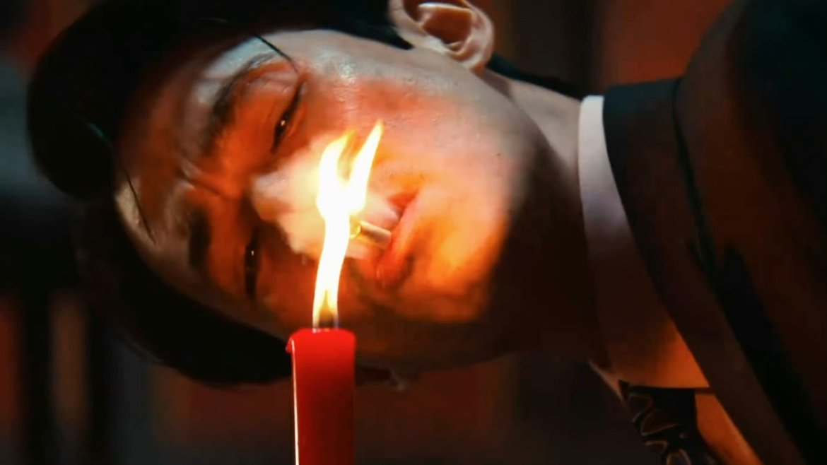 朱一龙蜡烛点烟镜头 哇趣！朱一龙蜡烛点烟镜头帅死我了！！！朱一龙烛火点烟