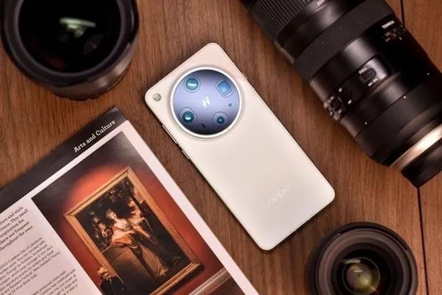 还原夜色氛围，夜景人像利器首选这台OPPO新机