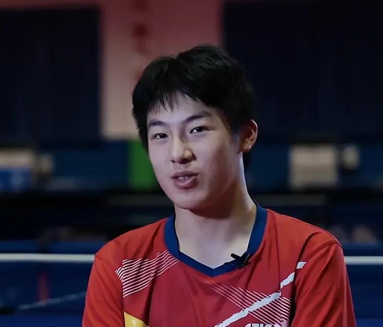 小将温瑞博星光闪烁！前景可期！今年18岁的小将温瑞博提名参战欧洲大滿贯，首轮便遇