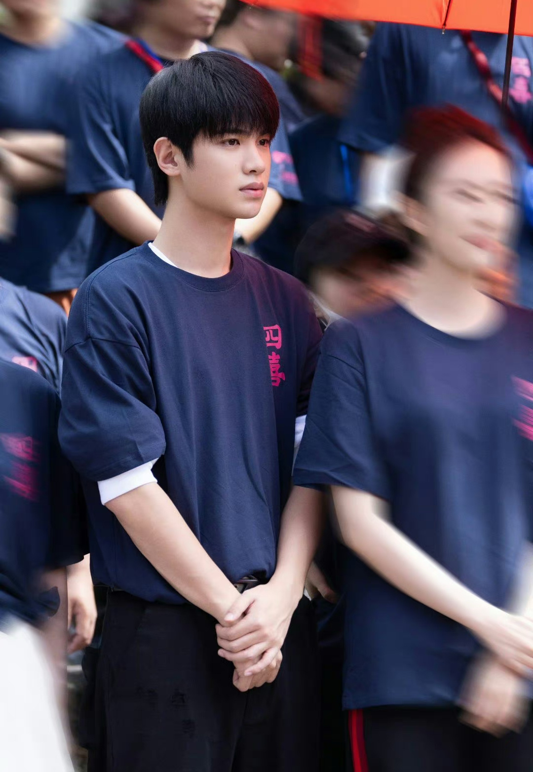 黄明昊《四喜》开机现场图，开机大吉[哇]#黄明昊四喜# ​​​