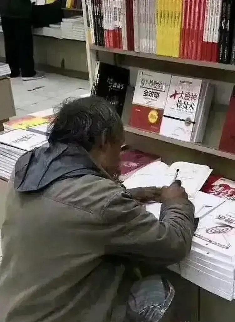 徐翔·打板六口诀1、当日涨停，加入自选2、持续跟踪，观察3-5天3、缩量回调，重