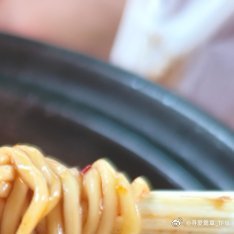 阳光信用☀️ 阳光‬‬信用 ☀️‎每日一善 相信梦想是价值的源泉，相信眼光决定未