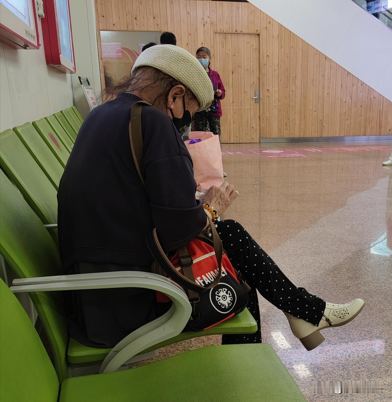 精致的老妪