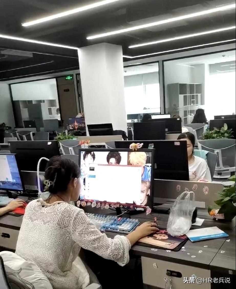 在底层牛马混职场，眼力价儿这个东西真的很重要！尤其是当你遇到那么一个细节狂魔似的