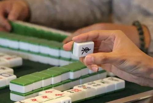 没有工作,打麻将能致富吗?打麻将致富是赌徒幻觉，十赌九输才是赌场铁律，踏实干活方