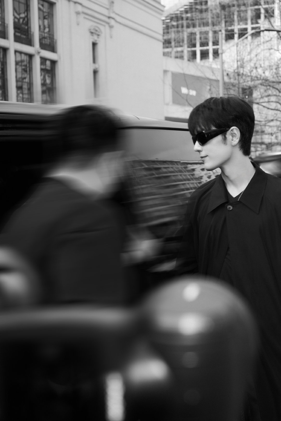 肖战｜凭借121.6万人气值，获得“时装周人气男艺人TOP”，奢牌宠儿的日常啦肖