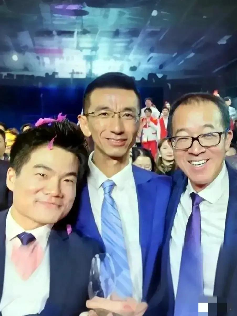 言谈能够骗人，但微动作，却能让你的内心，瞬间一览无余，没有经过微动作训练的俞敏洪