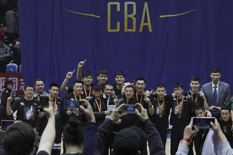 CBA新的赛季换帅大盘点
 
CBA新的赛季即将打响，这个休赛期换帅幅度很大，一