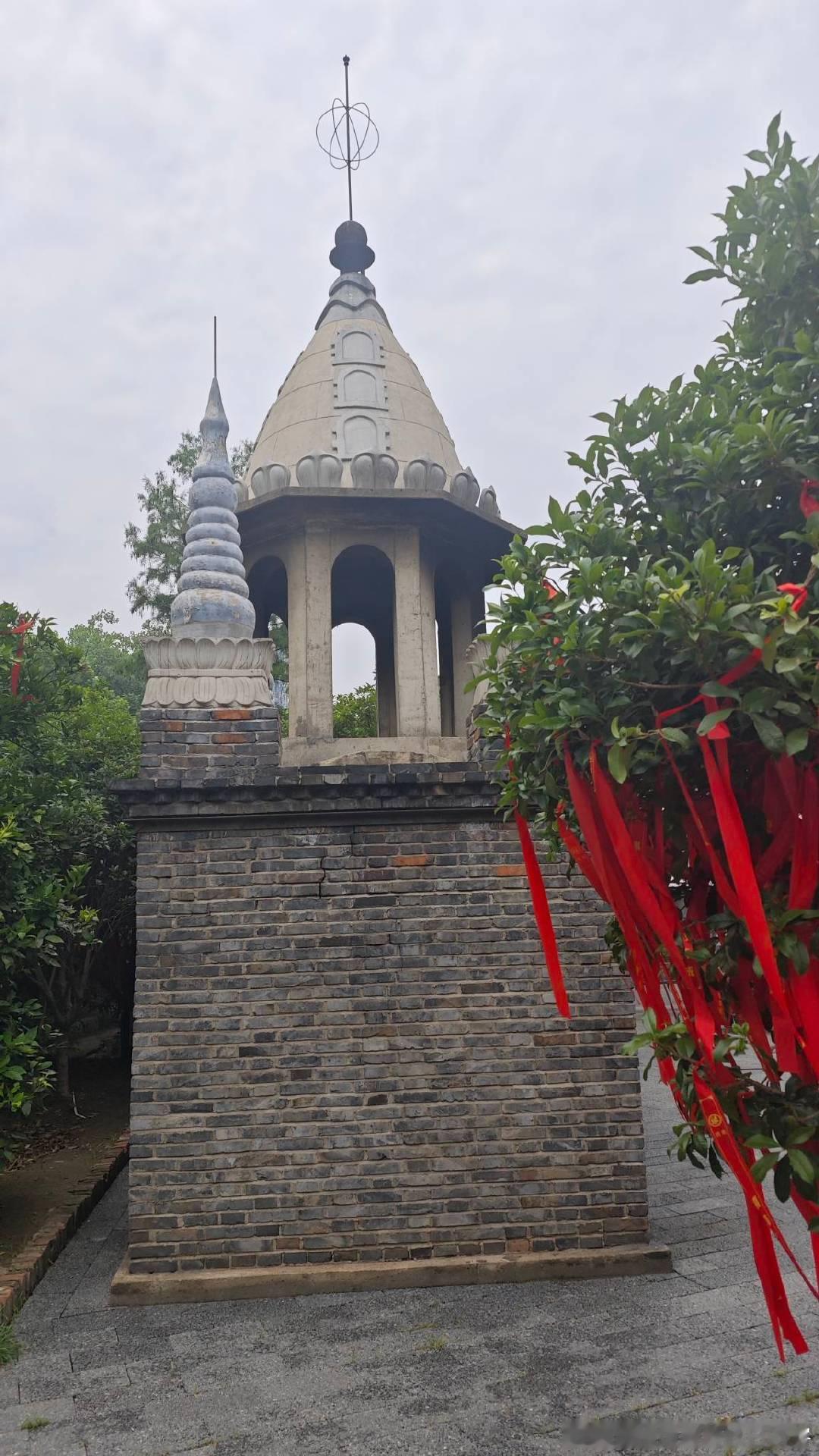 古德寺真是一个神奇所在，各种混搭和组合。 ​​​