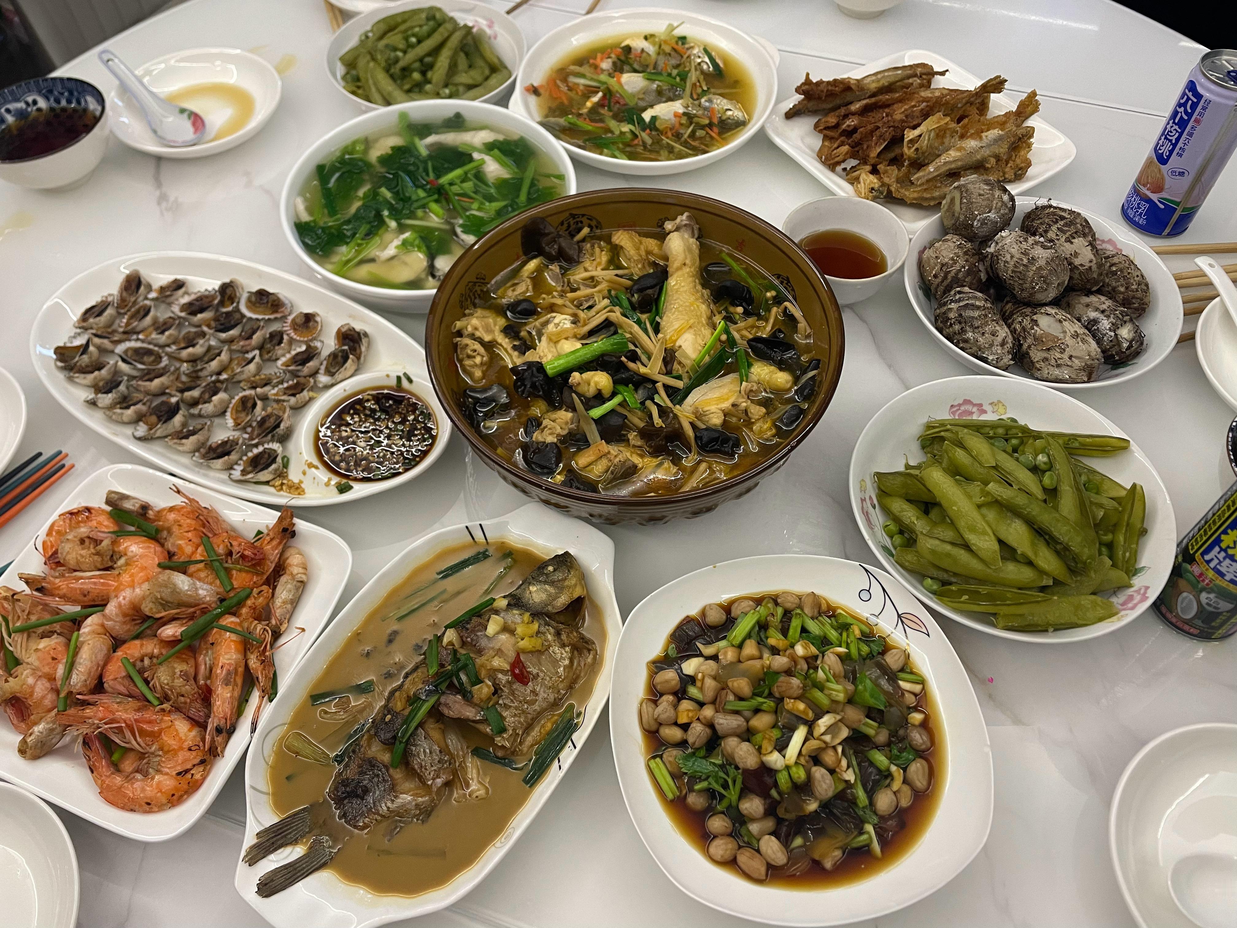 昊有趣日常 除夕快乐！都吃年夜饭了吗[干饭人] 
