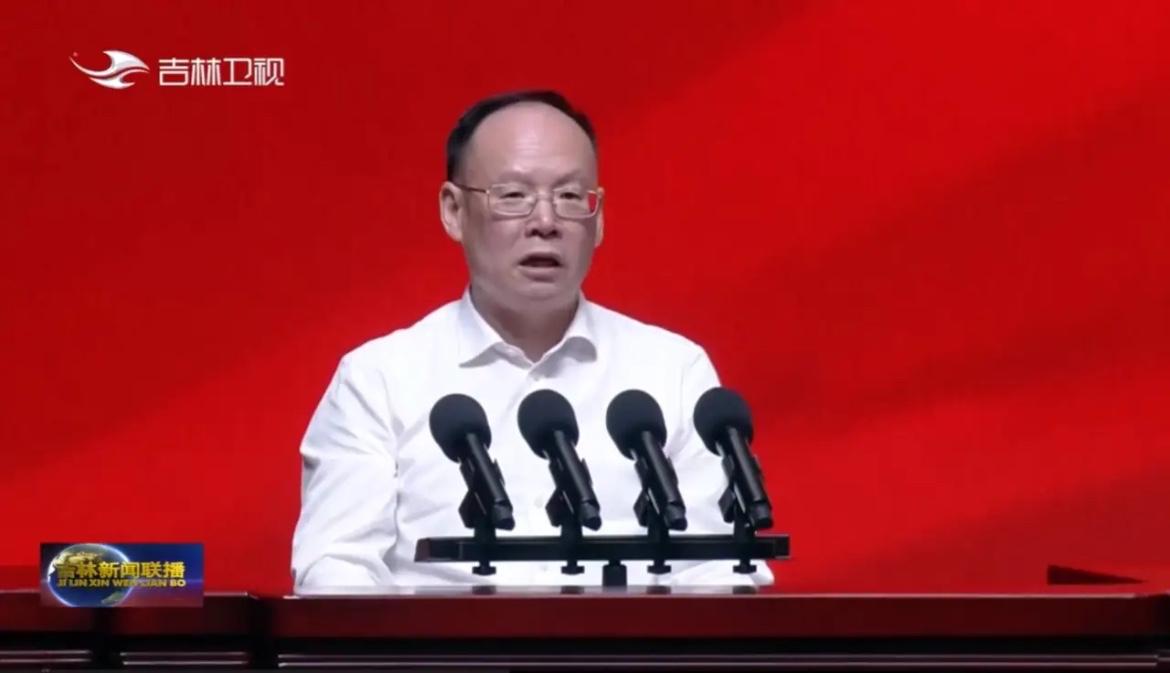 7月13日，新中国第一辆汽车下线70周年纪念活动在长春举行。

纪念活动现场，看