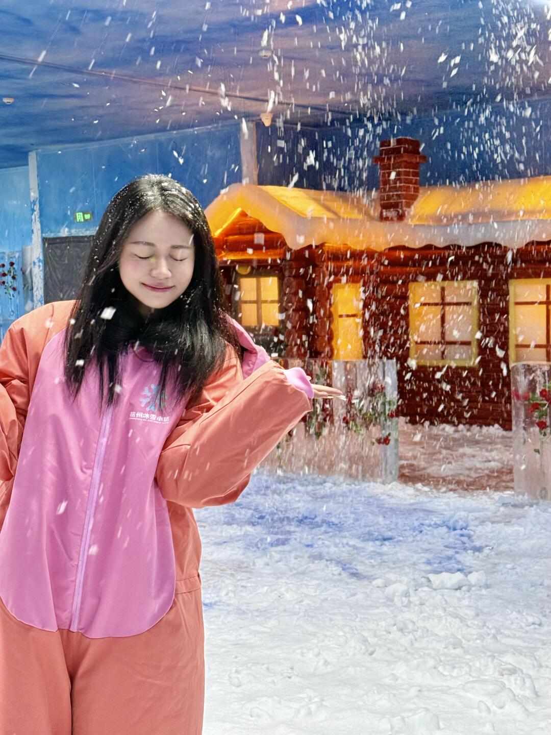 6月杭州莲荷里下雪啦❄️暑期遛娃好去处