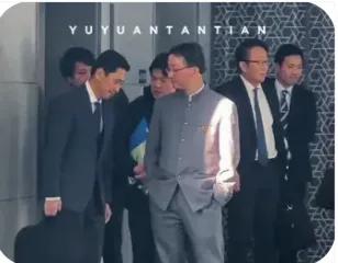 这张照片很养眼，
我看了也很舒适，很惬意。
我为您们点个大大的赞[赞]！