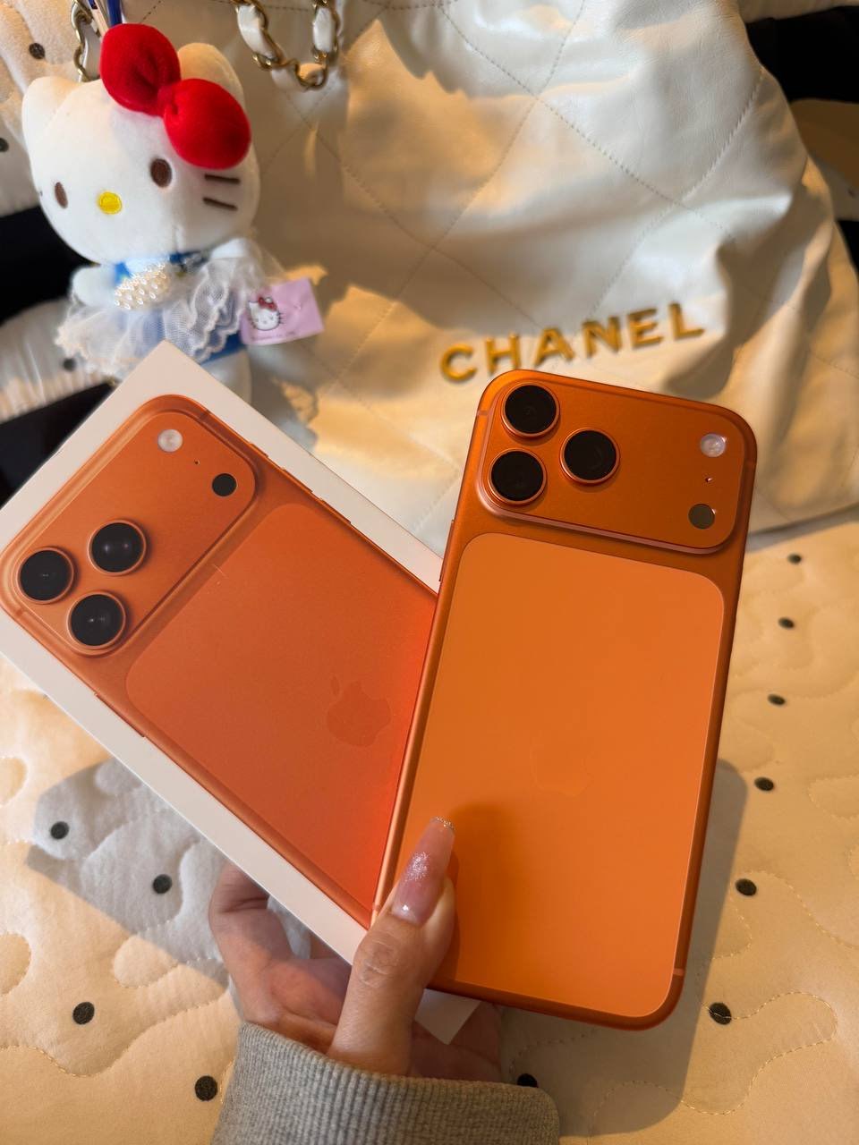 评+关，今晚通过抽4️⃣位姐妹每人安排一台iPhone 17promax抽中也可