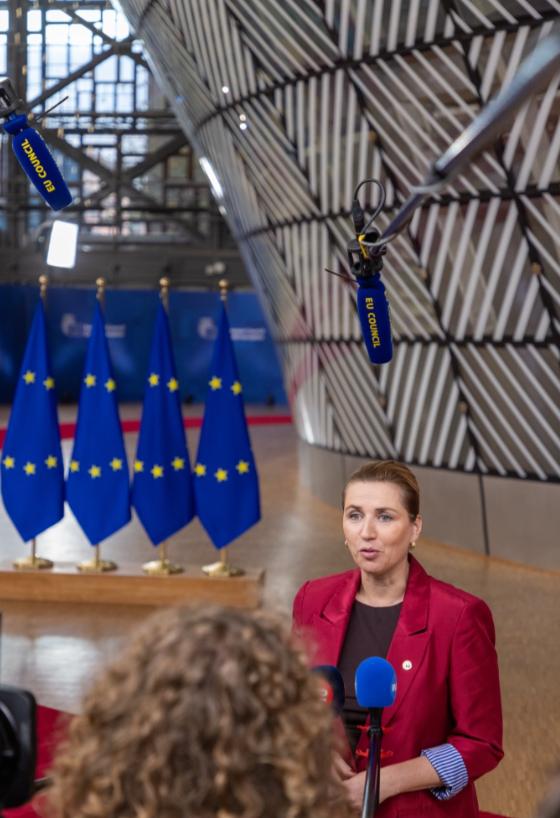 丹麦公开喊话中国 

近日，丹麦把旅居台湾省民众的居留证、国籍、出生地全部登记成