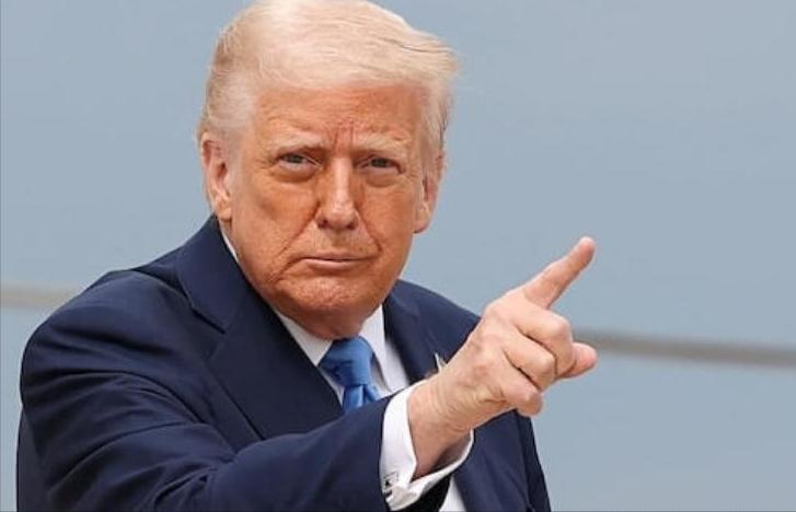 就在刚刚，美国对中国下黑手，要做出一个重大决定。 
 
美国联邦传播委员会（FC