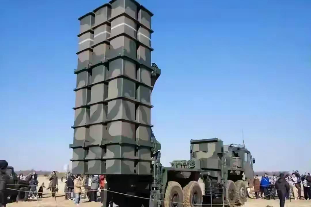 日本近期对华动作频频，高市早苗之流在政治、军事、科技、经济四条战线同时发力，将台