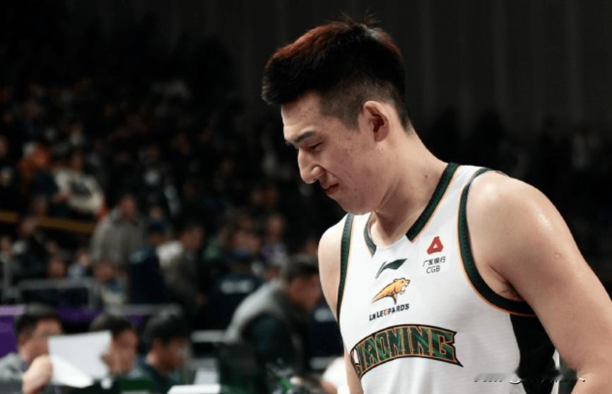 付豪杀疯了没赢球，33+4成为空砍




付豪面对北控男篮打的很出色，里突外投