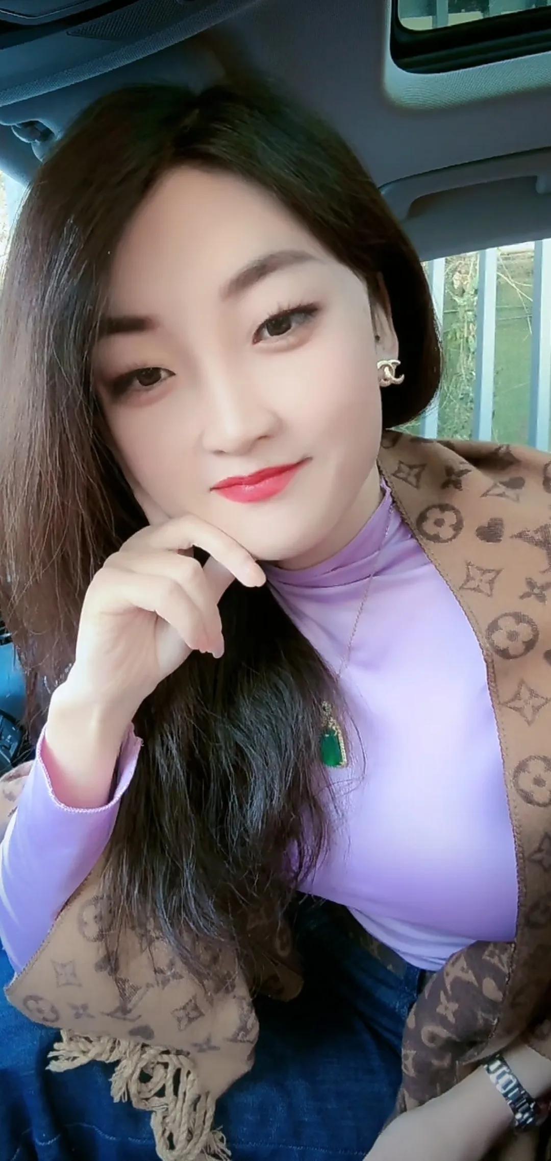 元气满满的一天，从精致妆容开始！💄✨